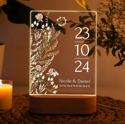 Nachtlicht mit Datum und Blumen Hochzeitsgeschenk